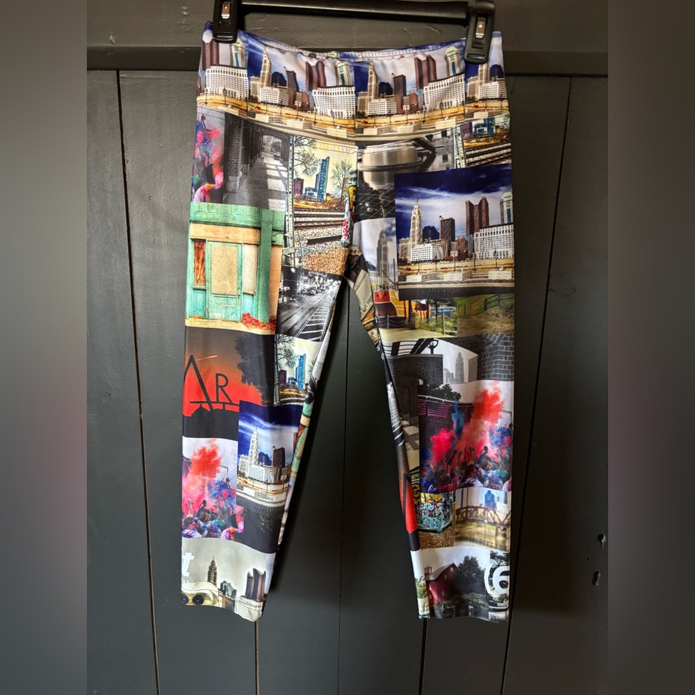 Womens Bend State of Ohio Capri leggings size small